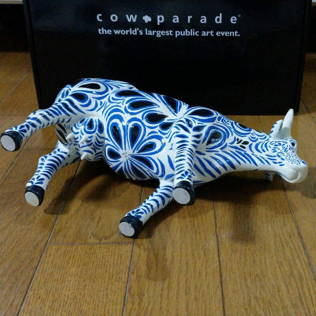 カウパレード　Cow Bella Jan Heaton