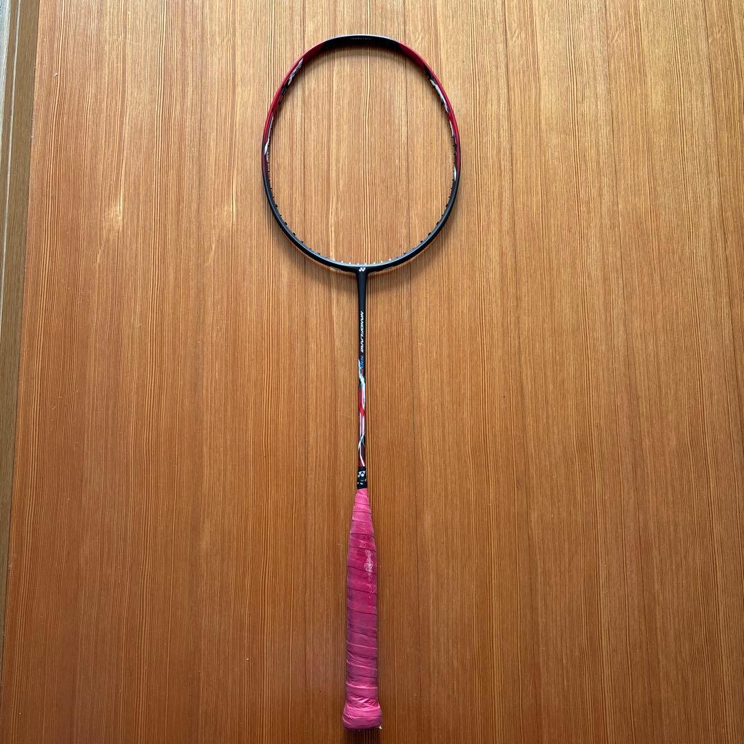【美品】ナノフレア700 NANOFLARE 700 バドミントンラケット