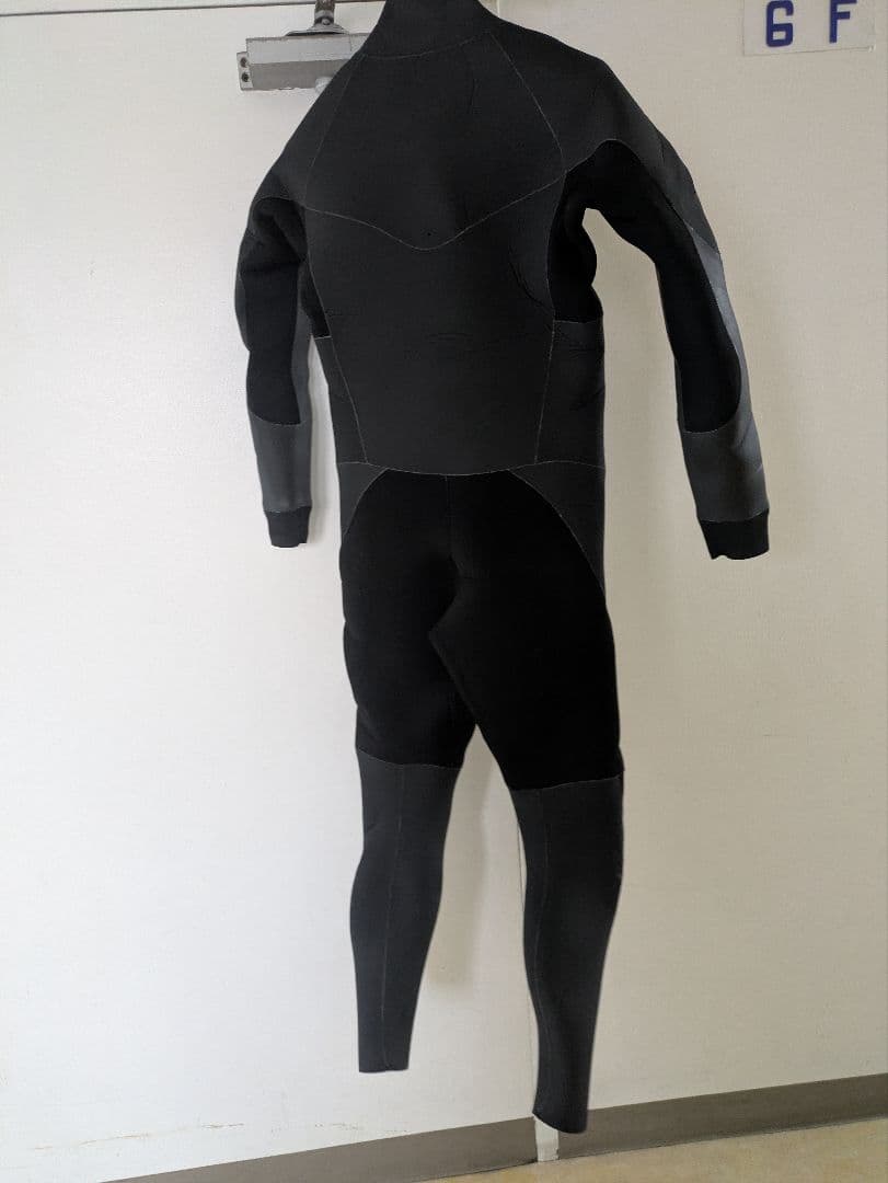 【新品未使用/試着のみ/メンズLB】セミドライ ロングチェストジップfellow