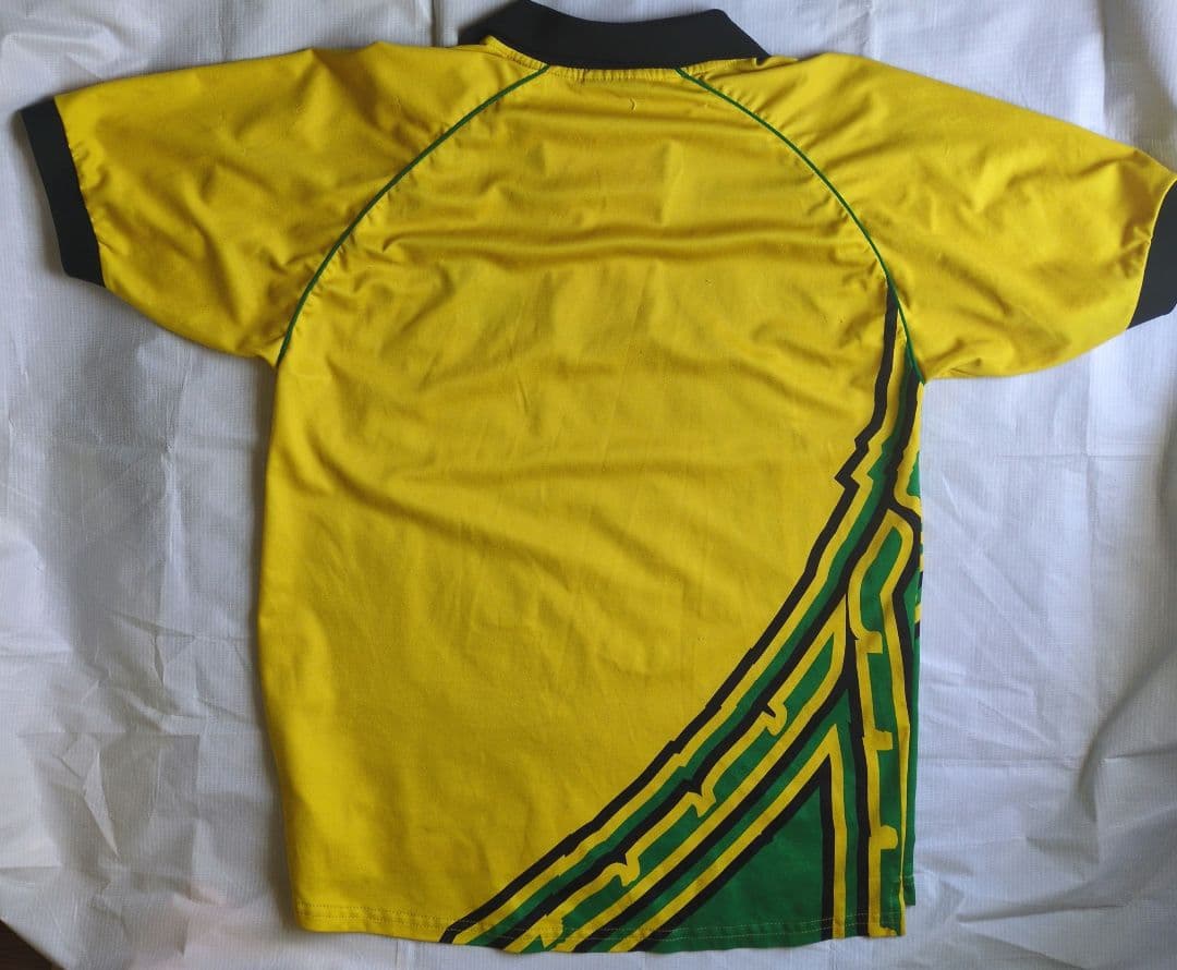 K*n様 珍品レア物！ サッカーシャツ ジャマイカ代表 L