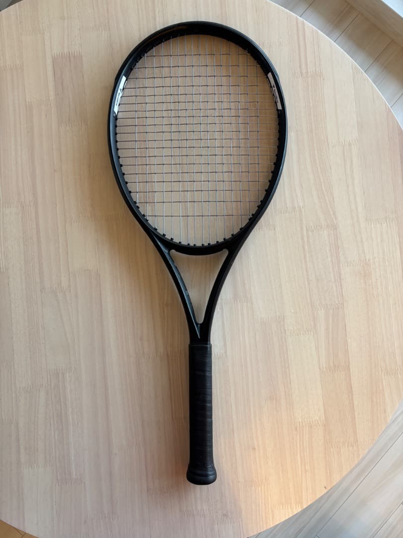 Wilson 100L 硬式テニスラケット ウルトラノアールv4