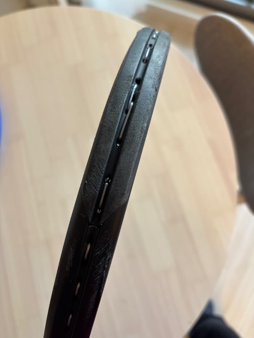 Wilson 100L 硬式テニスラケット ウルトラノアールv4