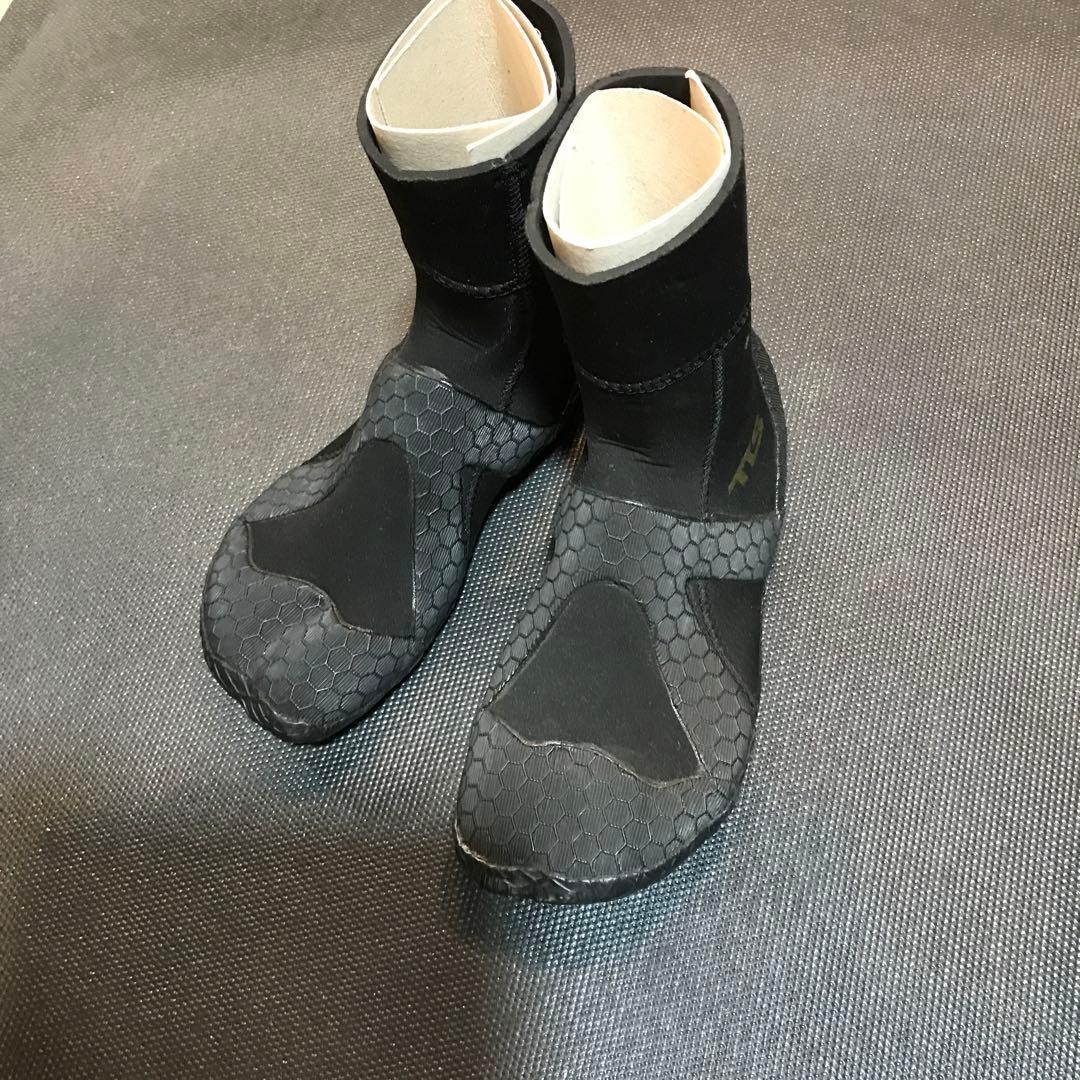 Tools ツールスサーフ用ブーツ22cm 箱なし　定価10500円