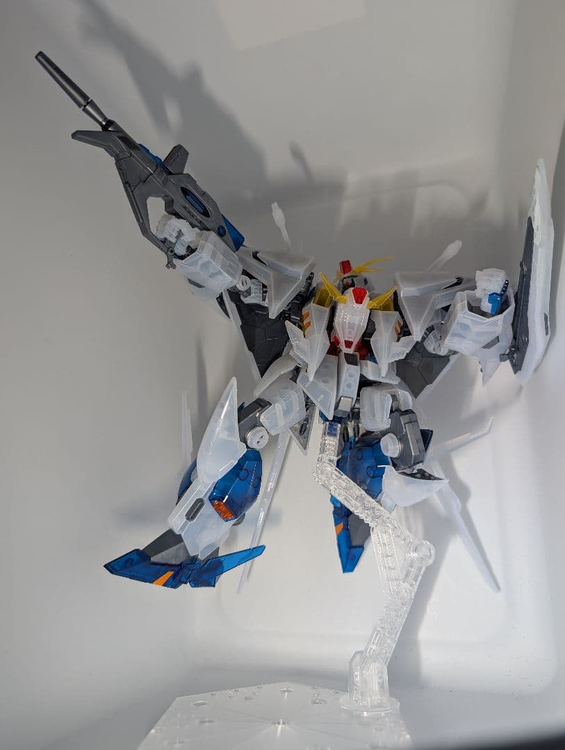 【組み完成品】　HGクスィーガンダム　Ξガンダム　クリアカラー劇場公開記念