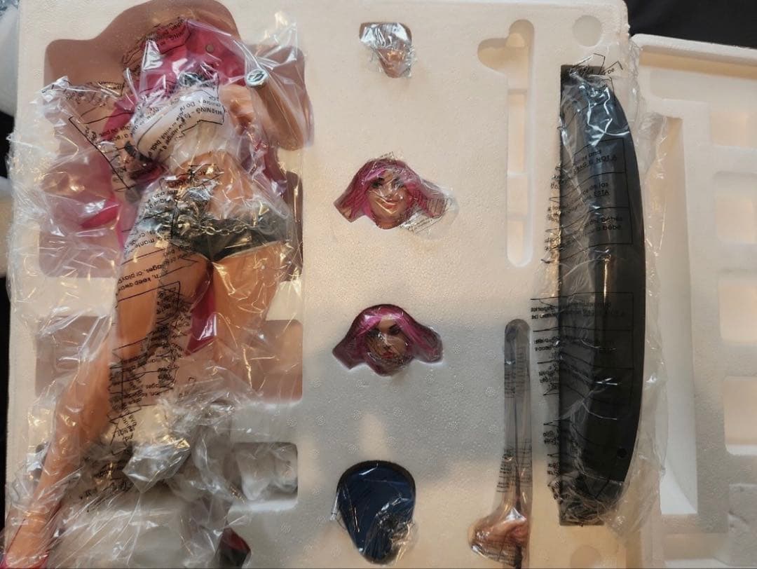 ストリートファイター PCS ポイズン 毒薬 スタチュー フィギュア