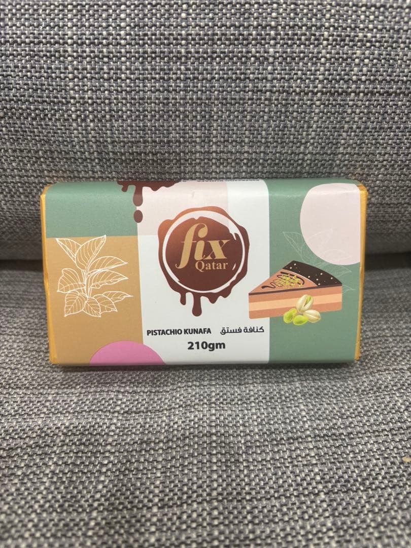 FIX Pistachio Kunafa 210g ドバイチョコ　ピスタチオ
