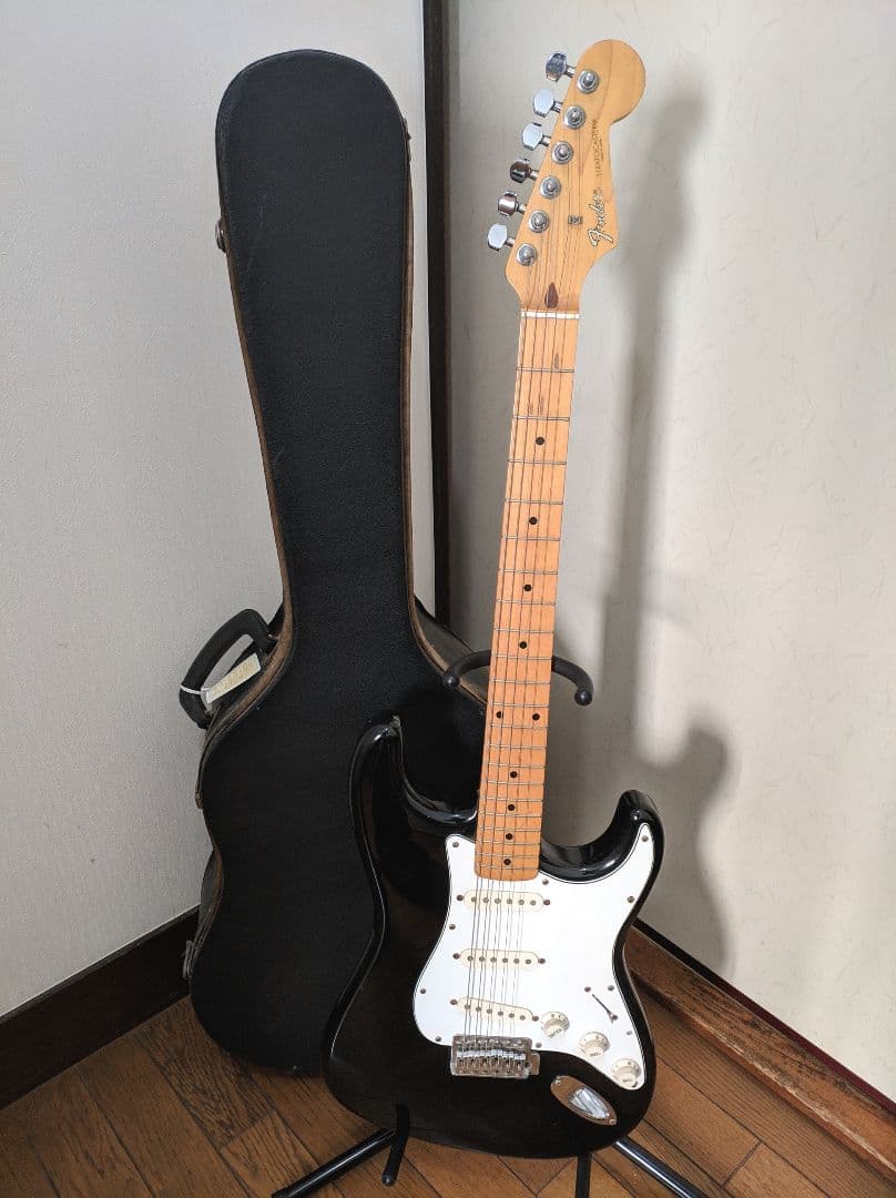 ■ ストラトキャスター ■ ハードケース付き■ 送料込み！