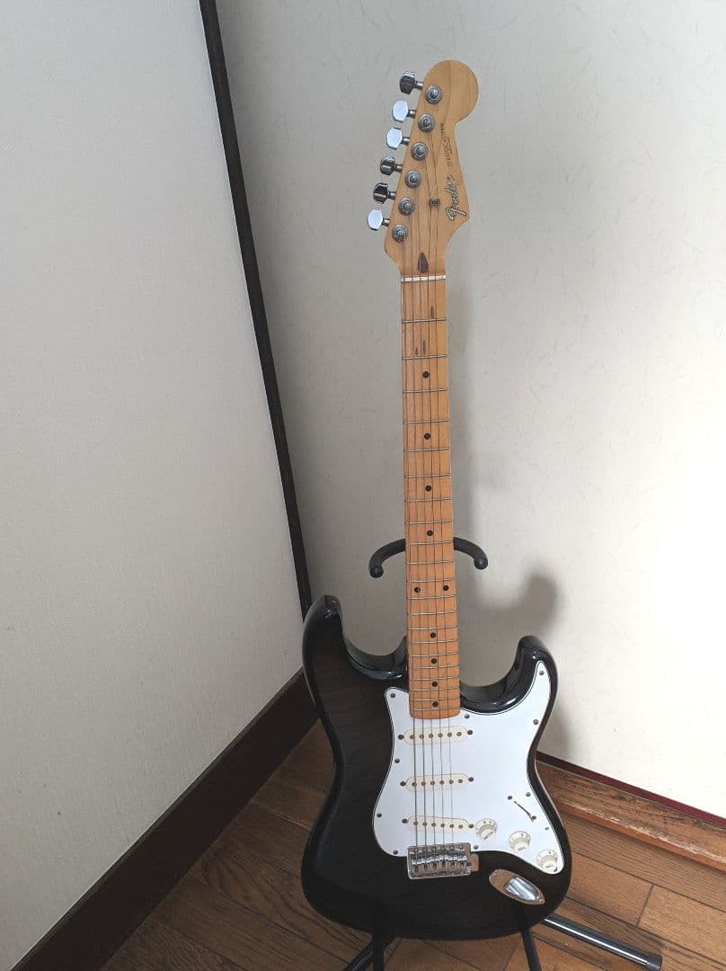 ■ ストラトキャスター ■ ハードケース付き■ 送料込み！