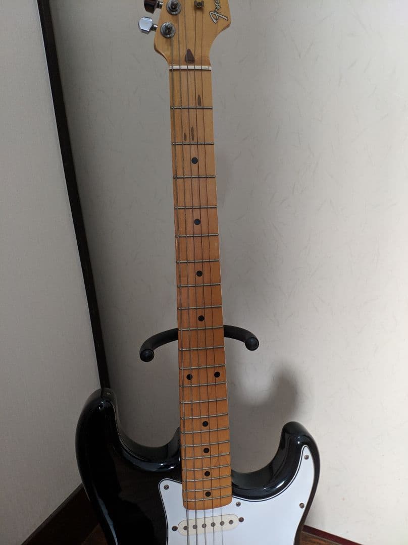 ■ ストラトキャスター ■ ハードケース付き■ 送料込み！