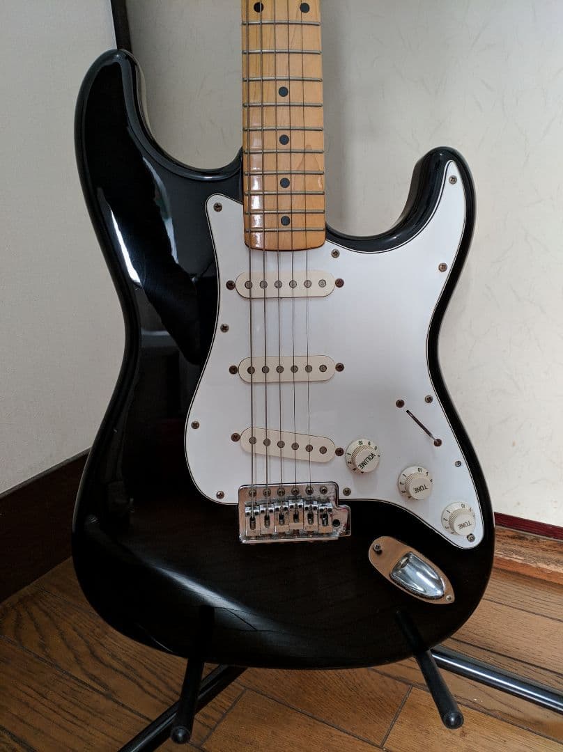 ■ ストラトキャスター ■ ハードケース付き■ 送料込み！
