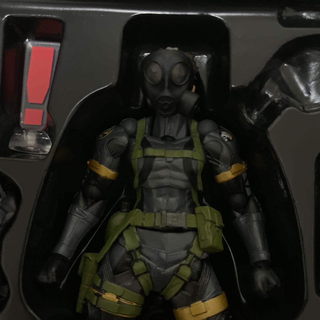 ジャンク　リボルテック No.131 スネーク L GEAR SOLID