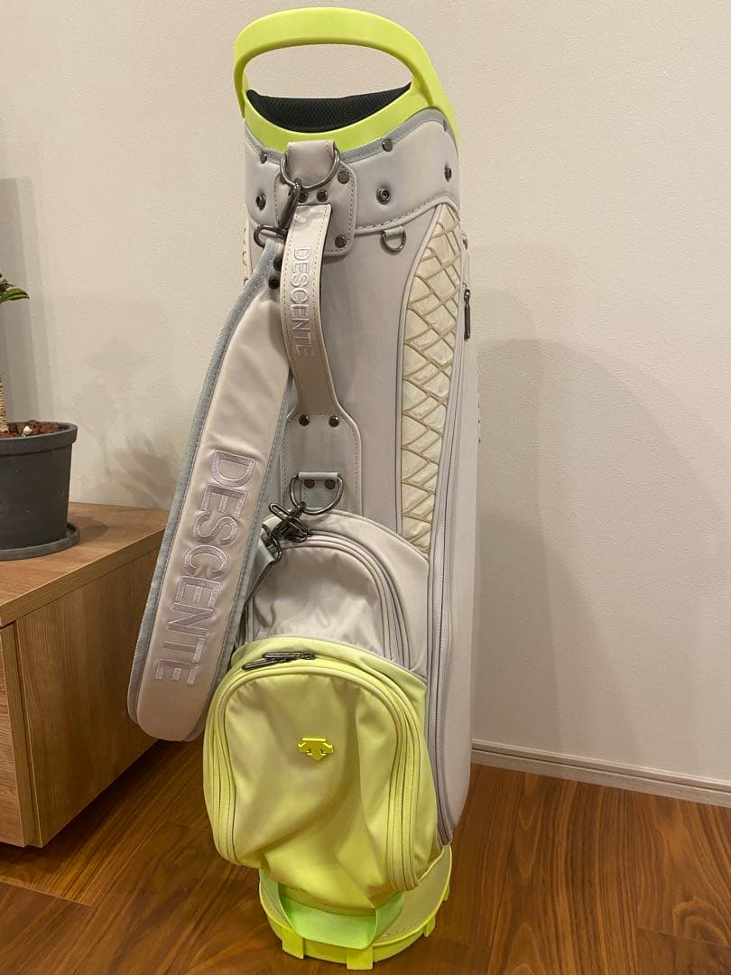 DESCENTE グレー/イエロー キャディバッグ