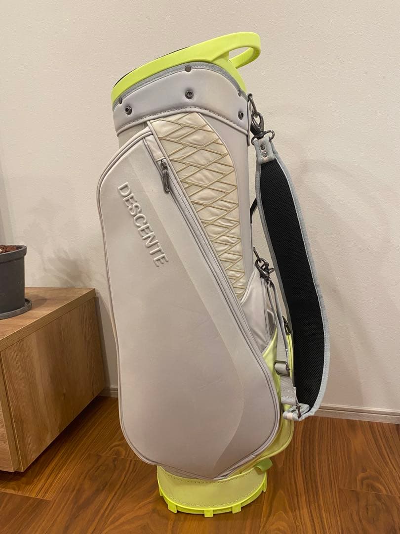 DESCENTE グレー/イエロー キャディバッグ
