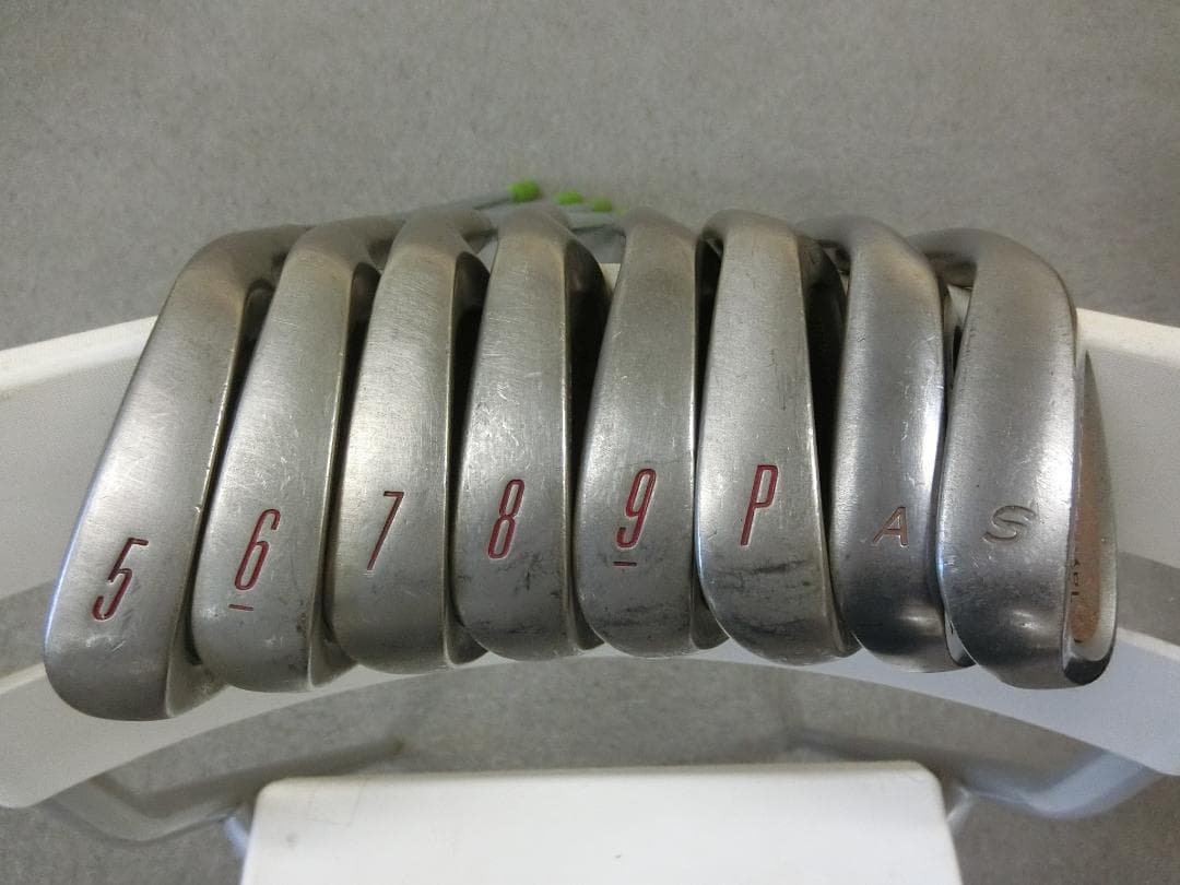 b699 初心者必見 テーラーメイド メンズゴルフ１３本セット※Ｄｒ２本入り