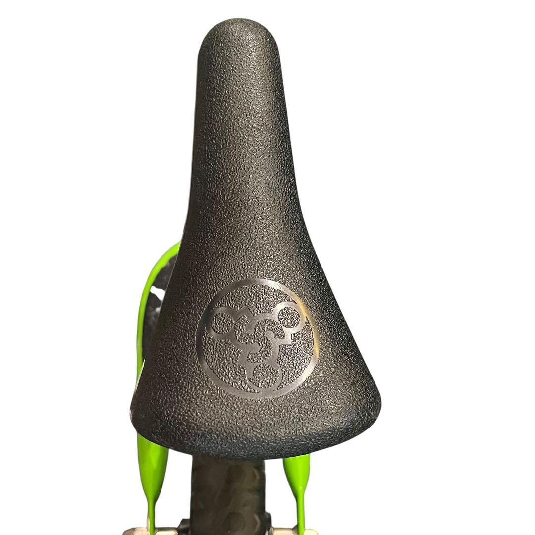 ストライダー クラシックモデル STRIDER Classic 12インチ