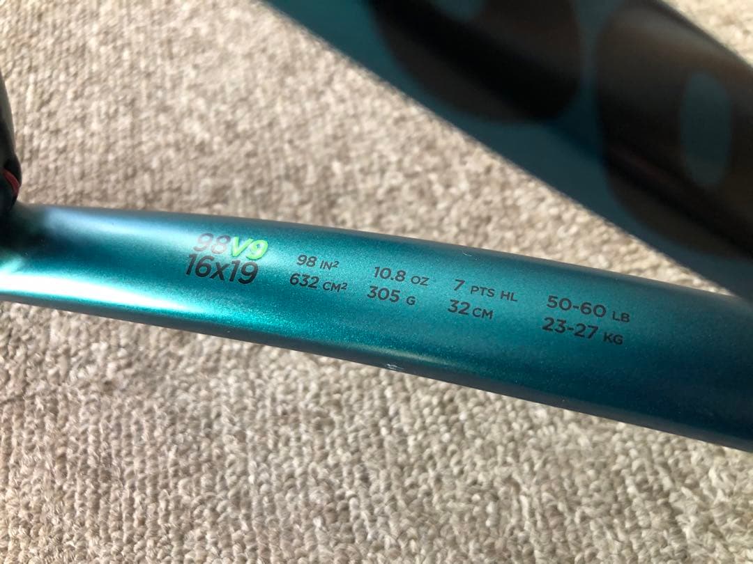 ウィルソン ブレード V9 98 16x19 305g G2