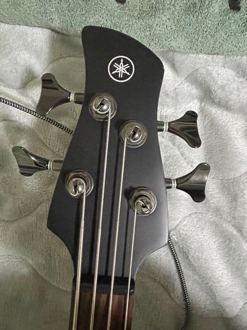 Yamaha trbx504 艶消しブラック エレキベース