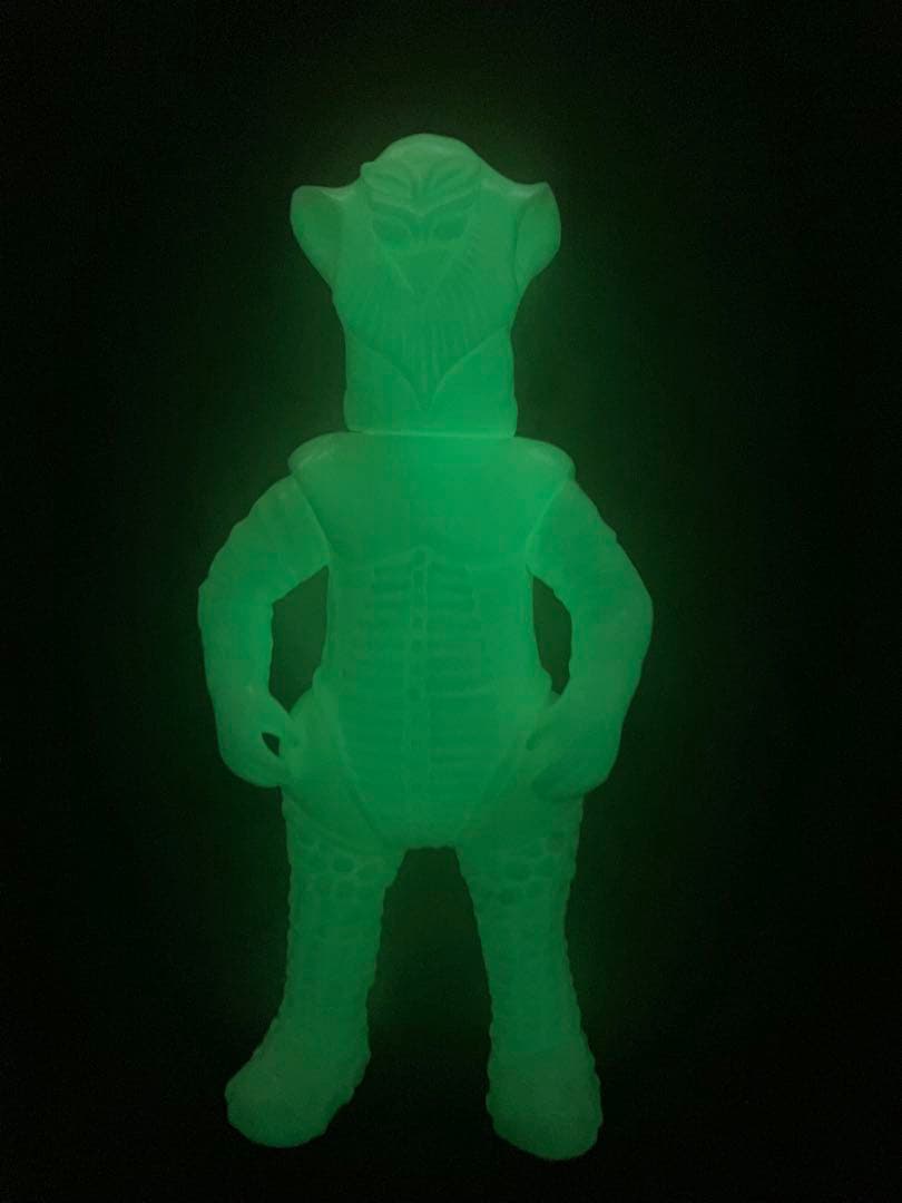 ベアモデル メフィラス星人 二代目 蓄光 未塗装 ソフビ フィギュア gid