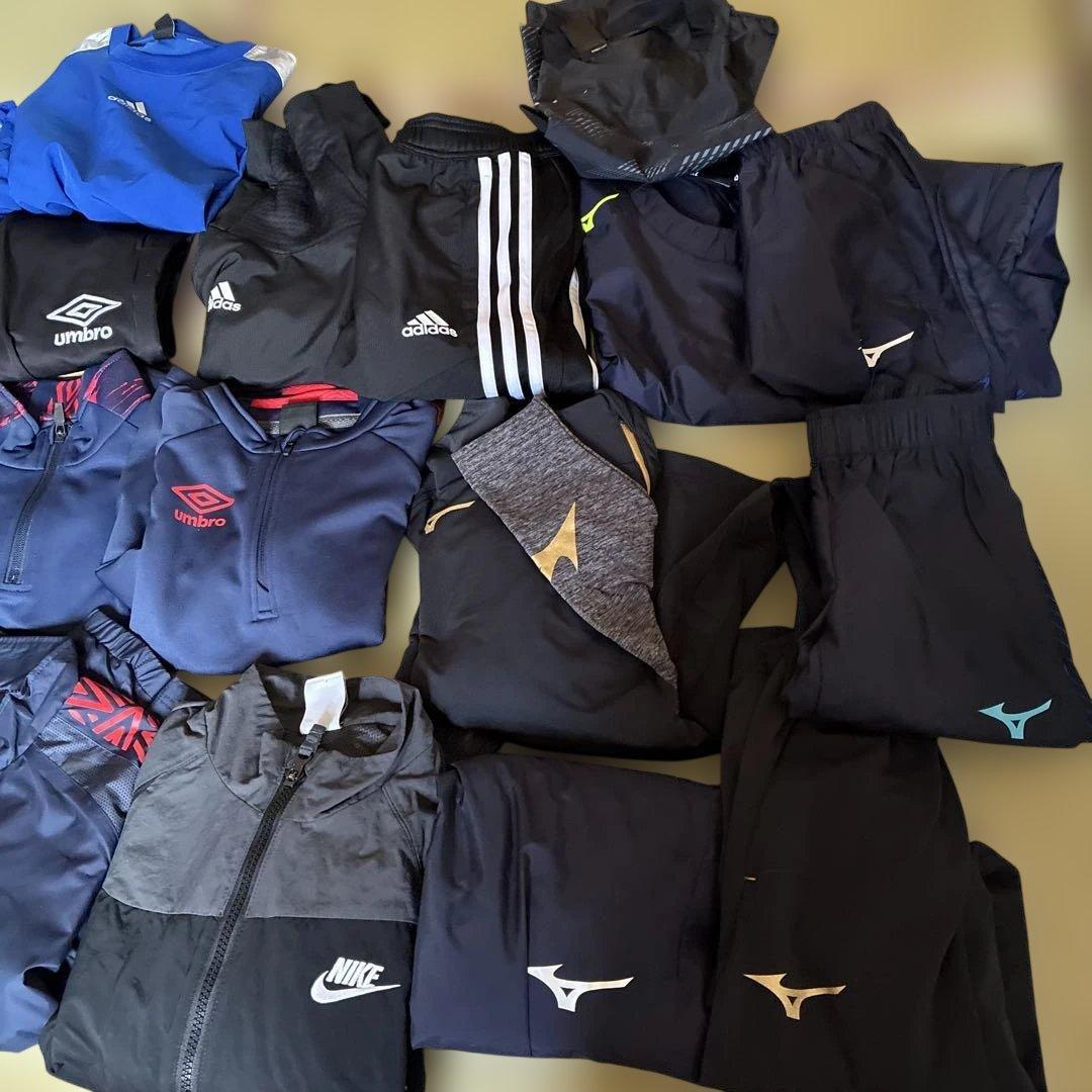 サッカー　ピステ　ジャージ　Umbro Adidas Nike Mizuno