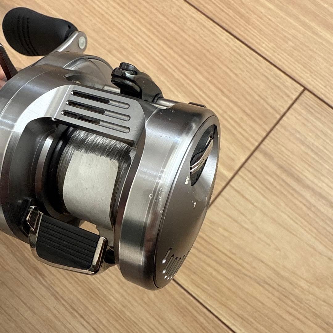 シマノ20カルカッタ コンクエスト DC 101HG LEFT