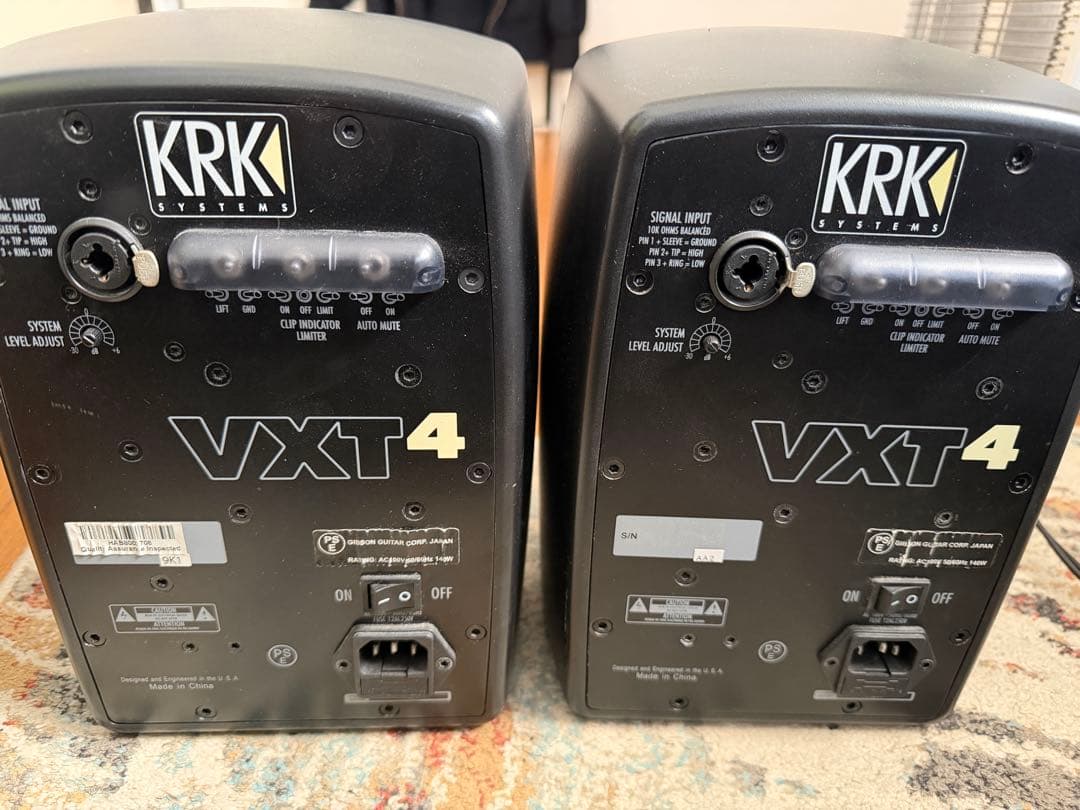 KRK VXT4 中古品　箱無し