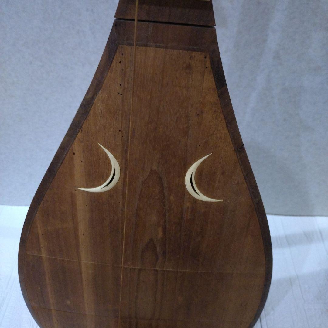 日本のアンティーク 琵琶 撥 弦楽器 和楽器 琵琶 木製　スタンド付き