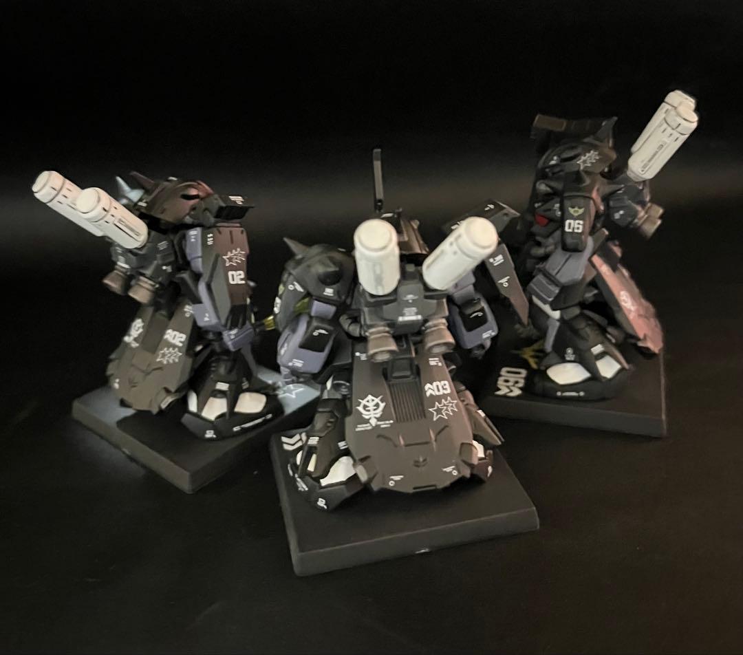 ガンダムコンバージ　黒い三連星　ザクⅢ改