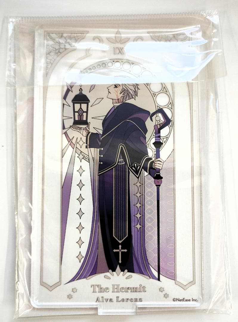 Identity V アルカナシリーズ　アクスタ+缶バッジ+トレーディングカード