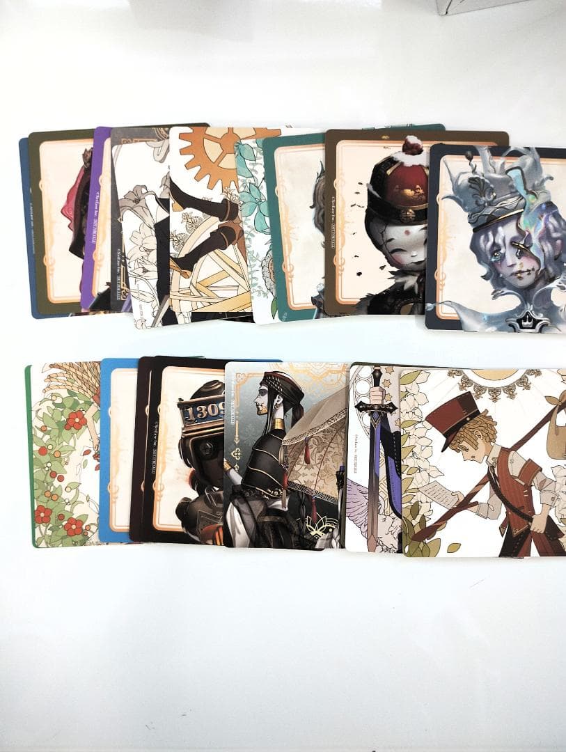 Identity V アルカナシリーズ　アクスタ+缶バッジ+トレーディングカード