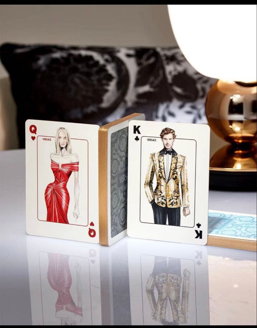 VERSACE メドゥーサ　トランプ　ボックスセット