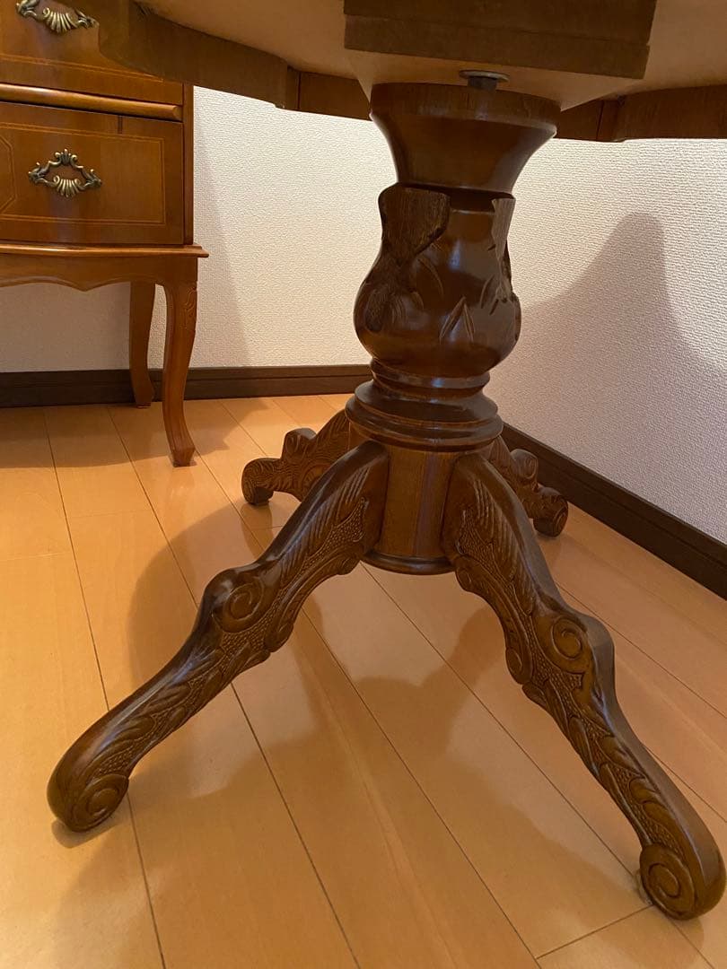 猫脚　象嵌イタリア製　木製テーブル　【注意】地域にては問い合わせ必須