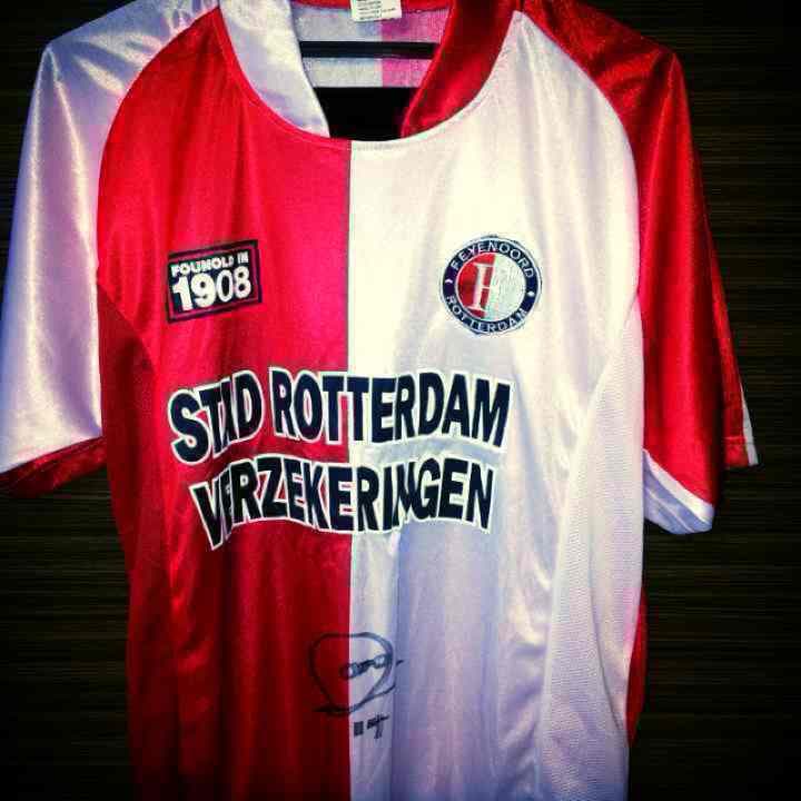 小野伸二選手サイン入りユニホーム