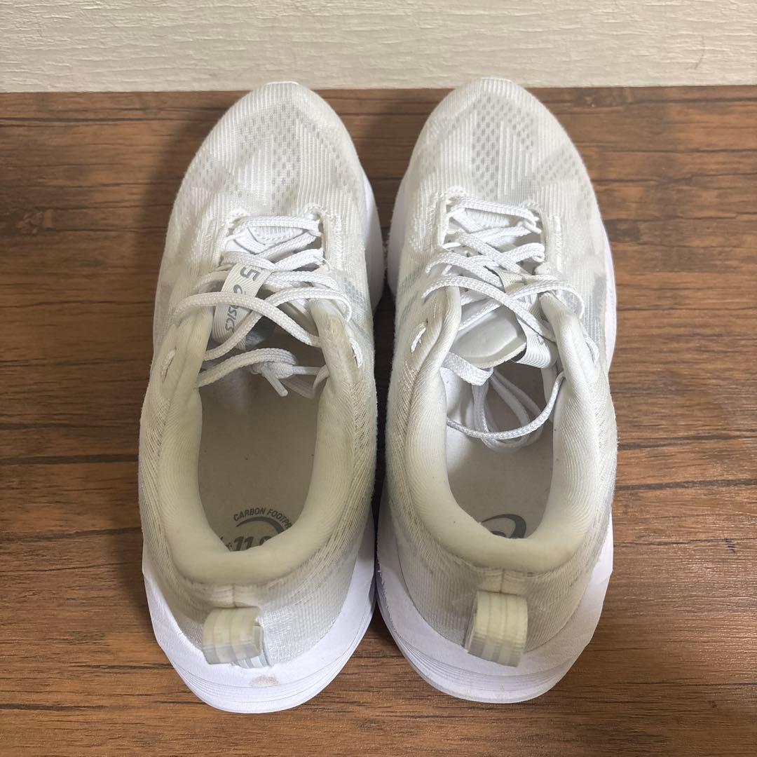 ASICS ランニングシューズ ホワイト ノヴァブラスト5 26.5