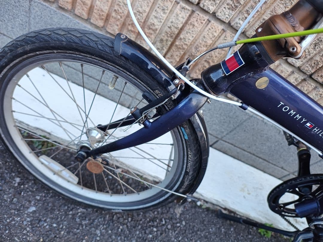 トミーヒルフィガー 折り畳み 20インチ