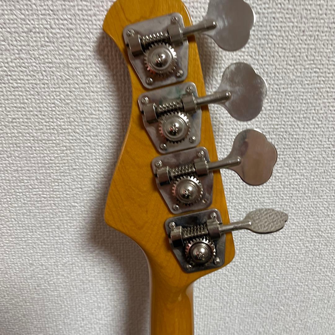 Bacchus Ultimate Series エレキベース サンバースト