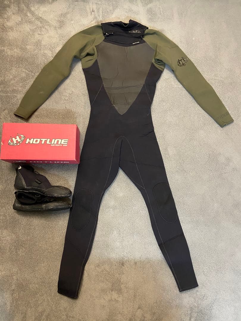 【値引】HOTLINE ウェットスーツ ブーツ付 4/3mm