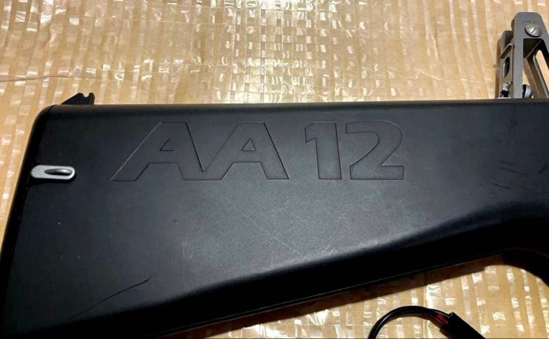 【東京マルイ】AA-12　電動ショットガン　ガンバッグ付き