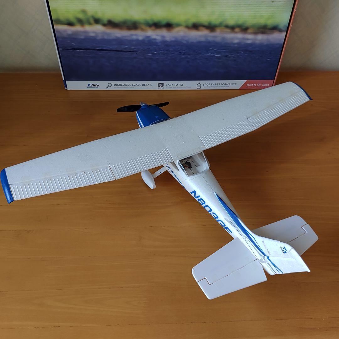 ホビーラジコン HORIZON UMX CESSNA 182