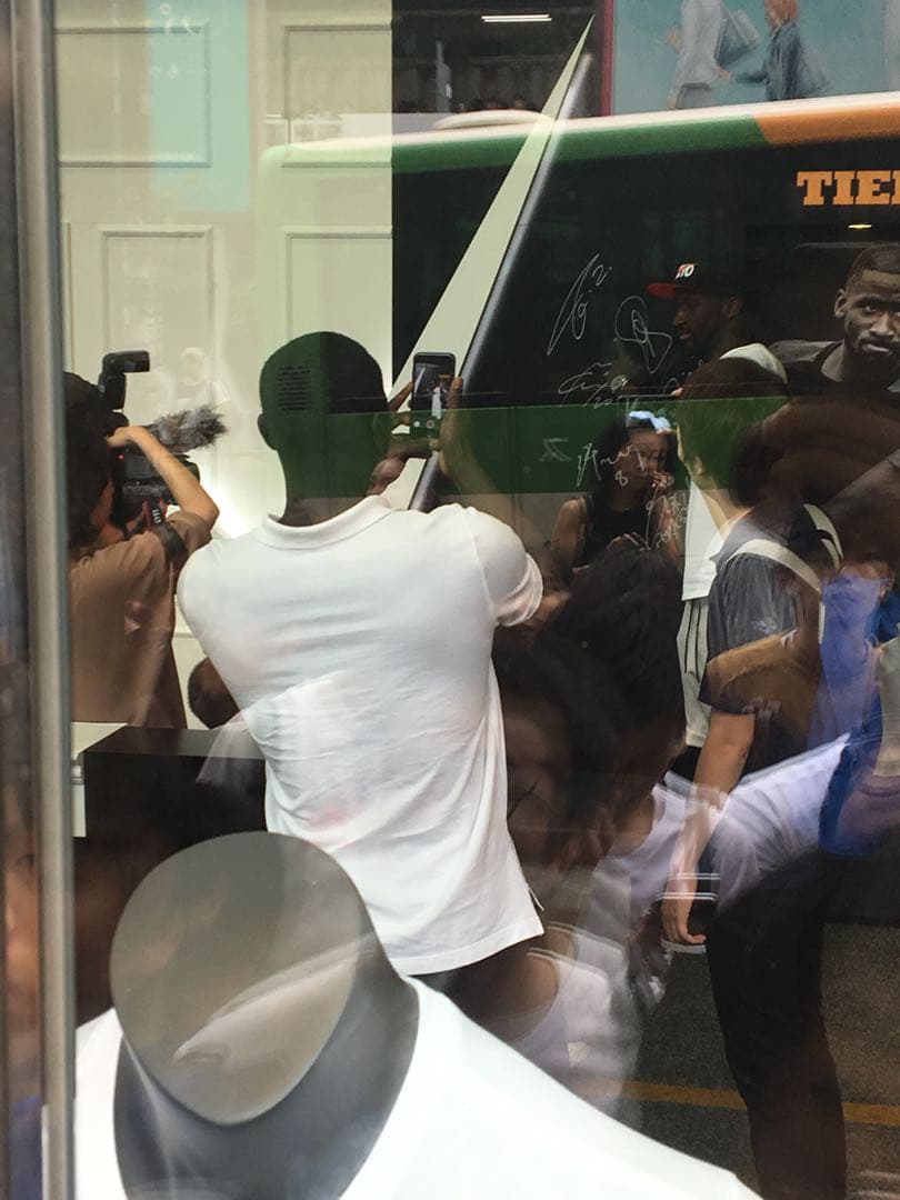 Chelsea FC FÀBREGAS 4 サイン入りシャツ