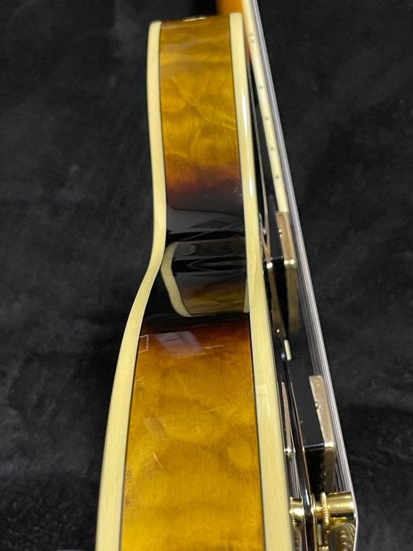 Ibanezセミアコ　AM93QM-AYS