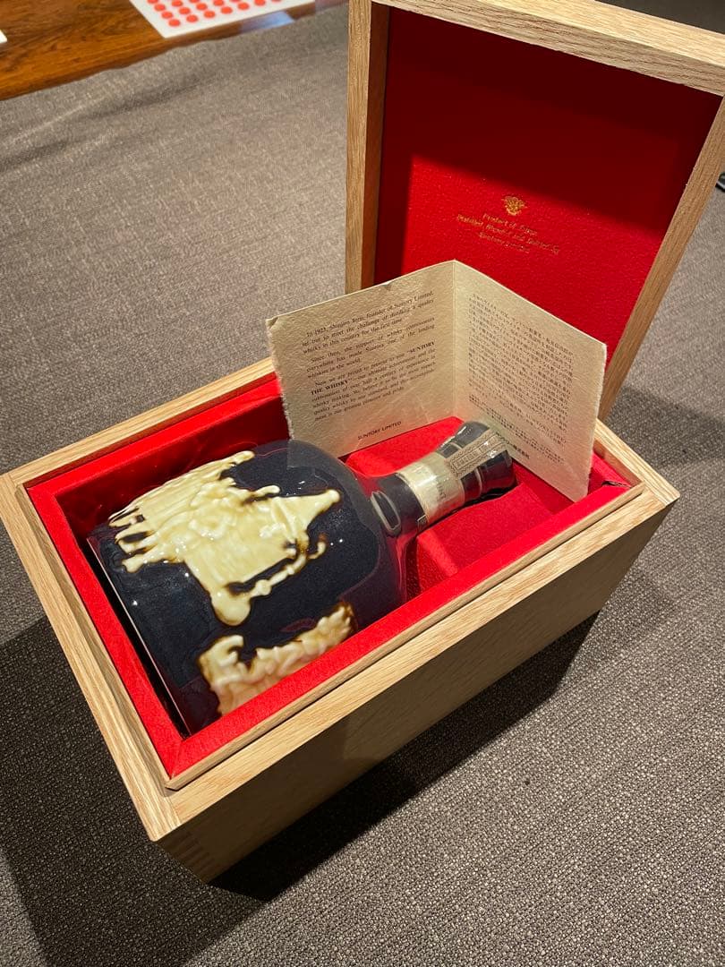 Suntory THE WHISKY 陶器ボトル 木箱入り