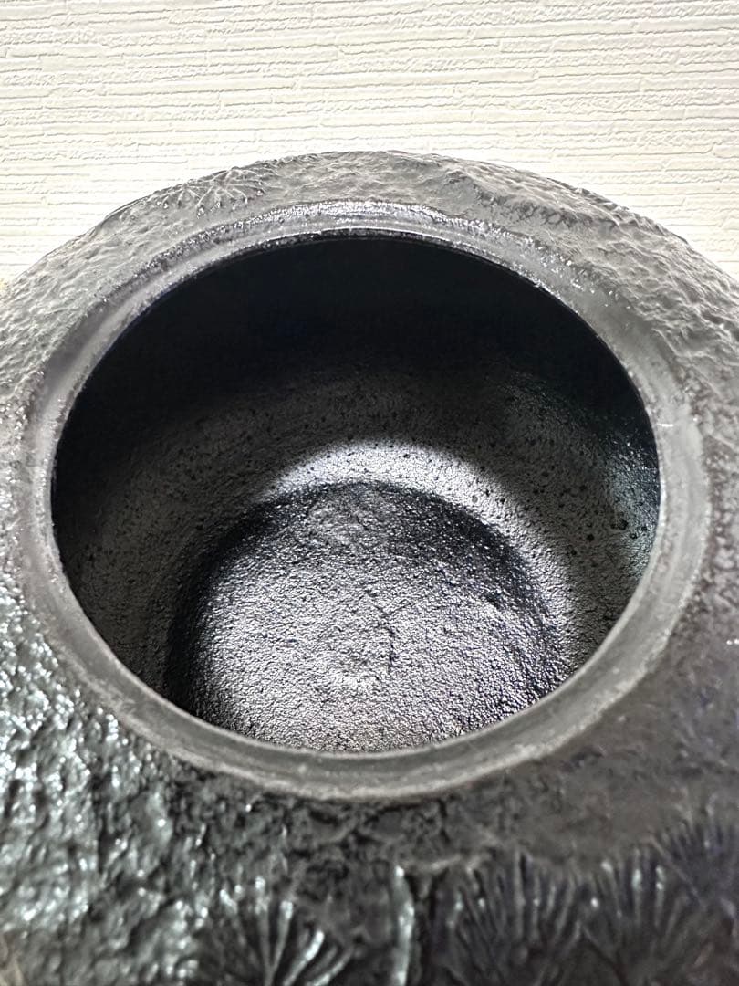 未使用品　付属品付　南部喜州 (及川 喜徳)造　鍛治打袋鉉１５型　南部鉄瓶