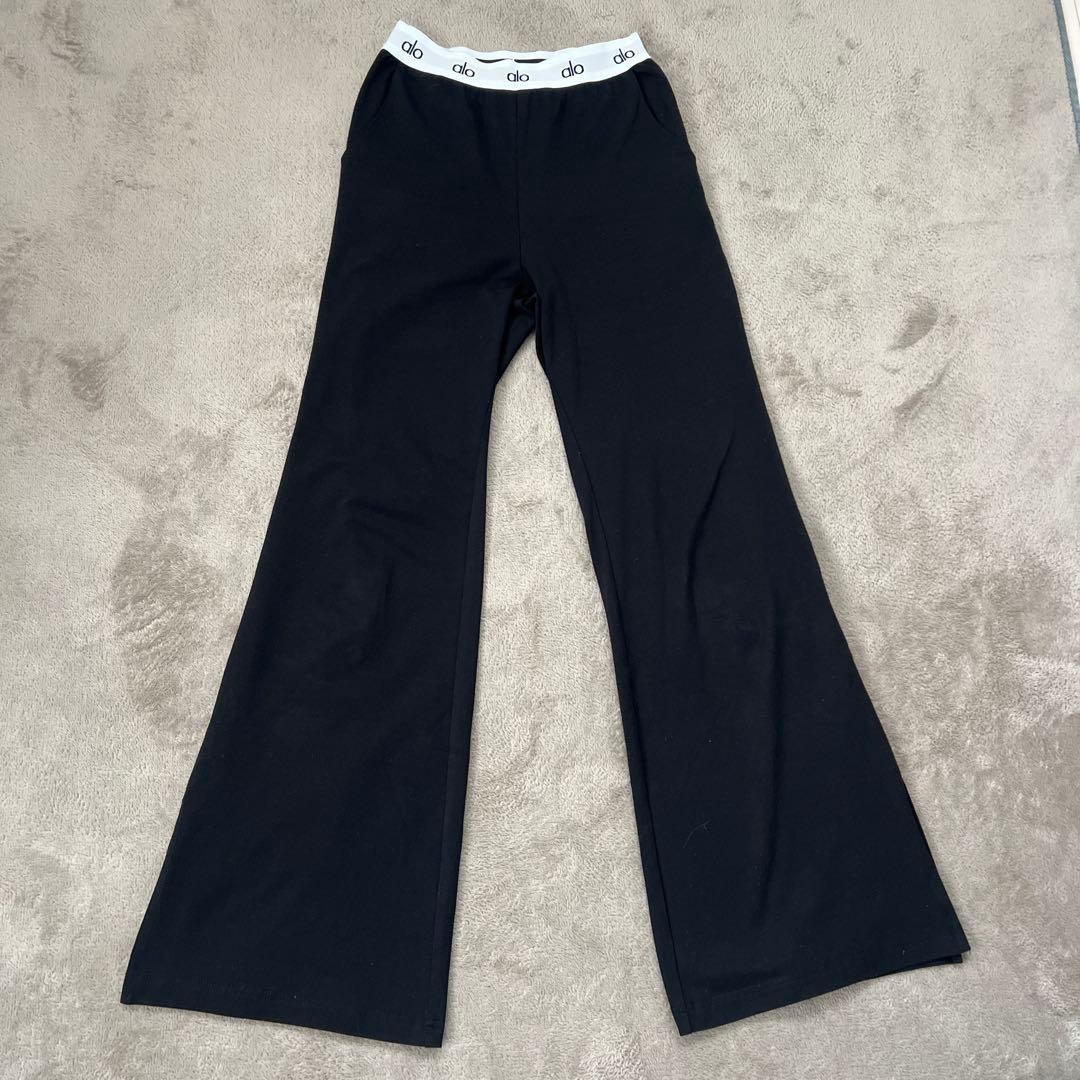 alo パンツ Sサイズ