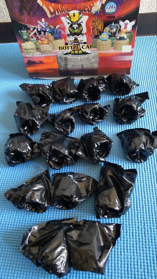 ドラゴンクエストボトルキャップ 天空編 18種 シルバーカラー4種含む ほぼ新品