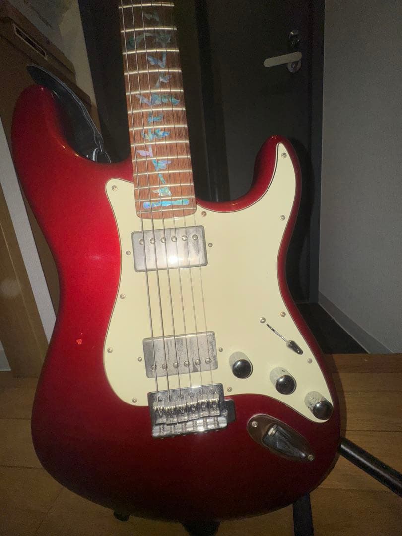 フェンダーメキシコ ブラックトップ ストラトキャスター キャンディアップルレッド