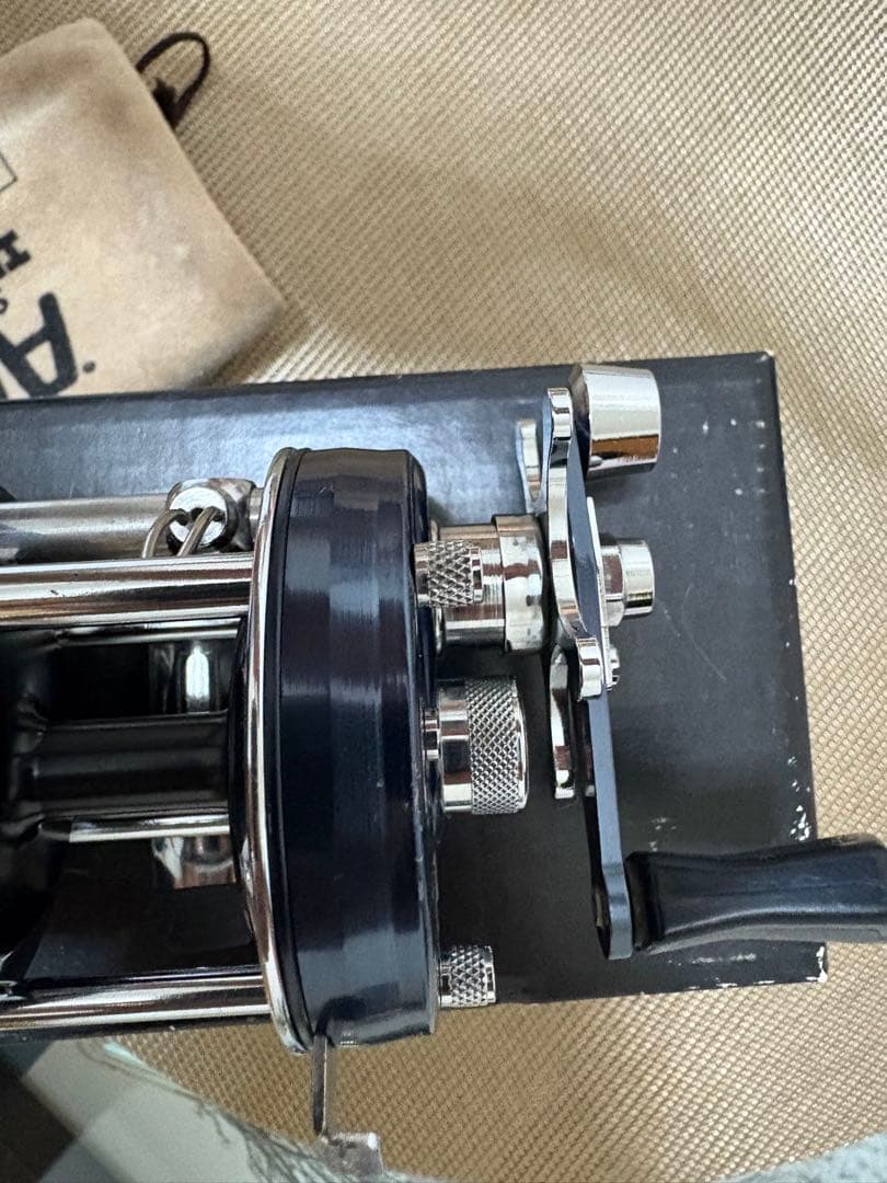 ABU Ambassadeur 5500C ベイトキャスティングリール