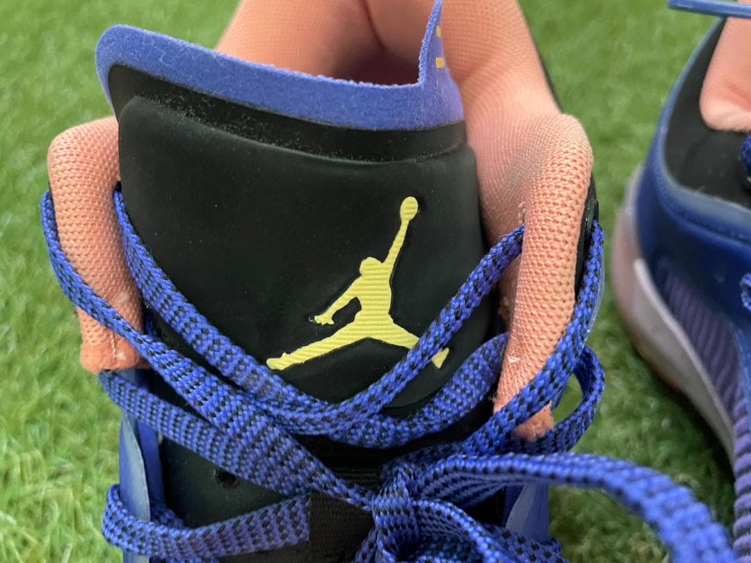 海外限定 Jordan 37 Low ジョーダン グローバルラスト B13