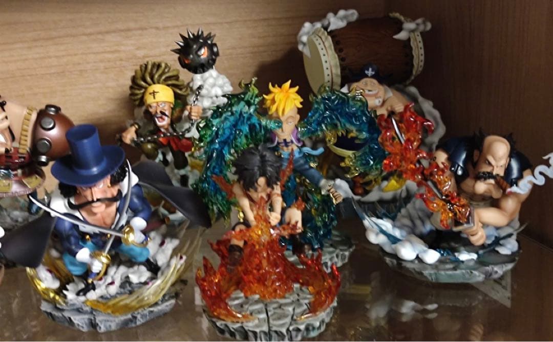 翌日発送　YZ　白ひげ海賊団　隊長16人　ワンピース　フィギュア　ガレージキット