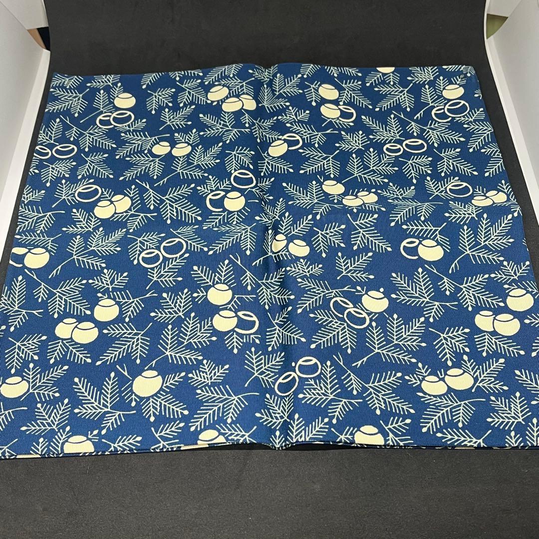 土田友湖　帛紗　『而妙斎宗匠御好　瑞松染服紗』 ふくさ　茶道具　正絹