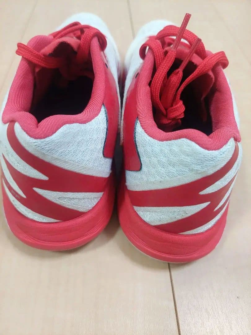 【美品】23.5 ASICS バレーボールシューズ V-swiftFF 2